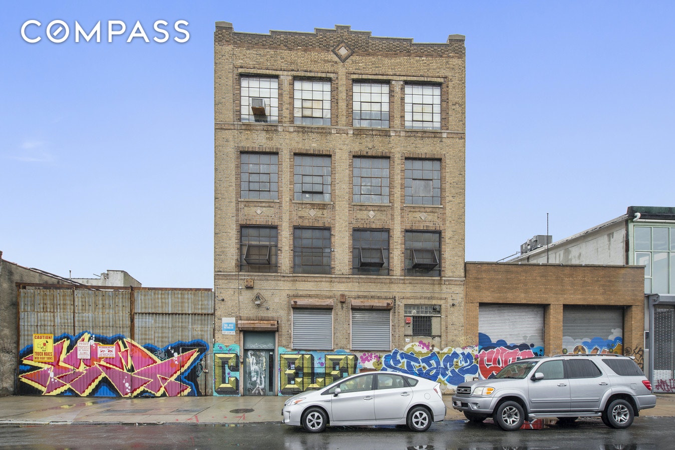 225 Cook St